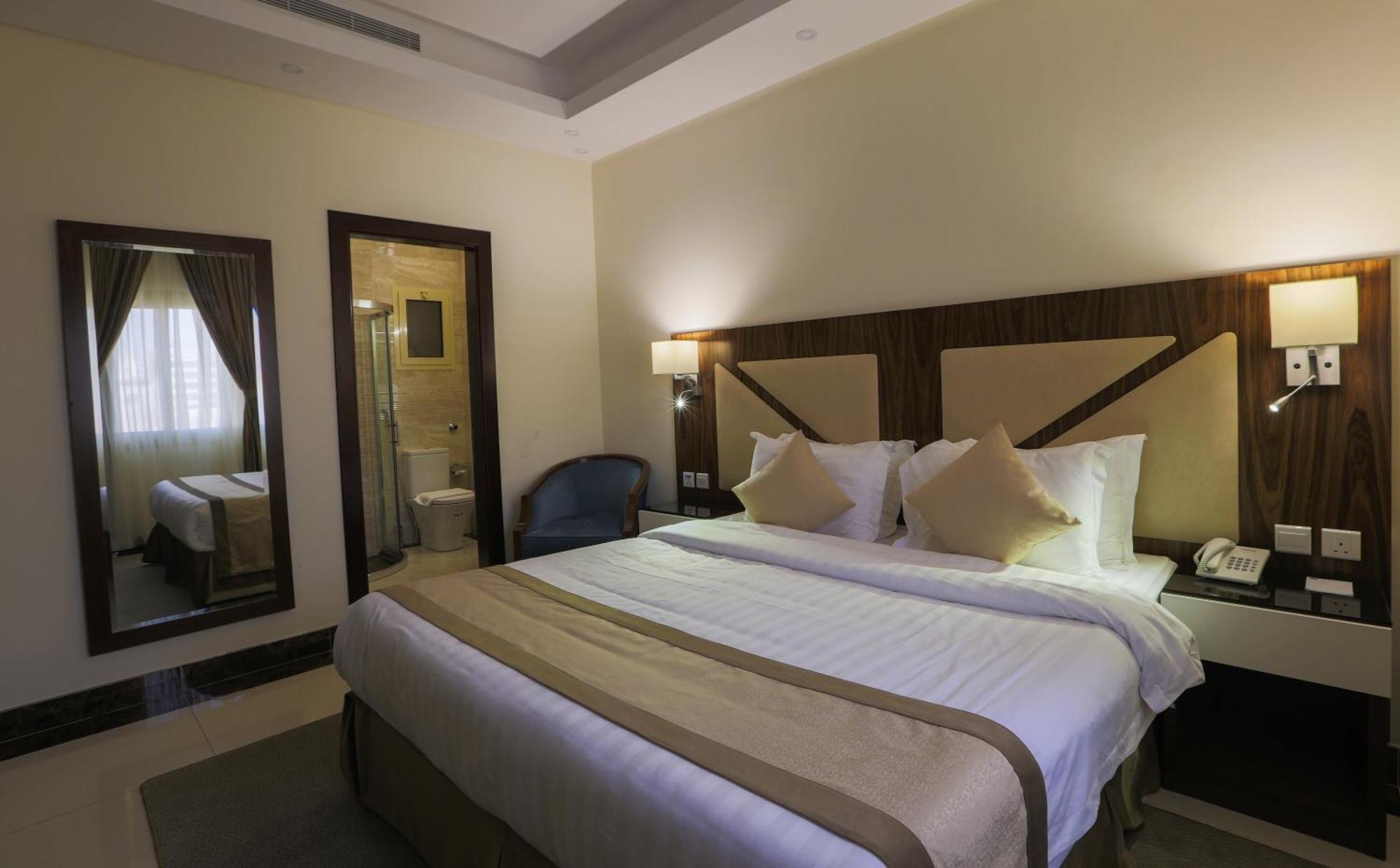 Sun Park Hotel Suites Djedda Buitenkant foto