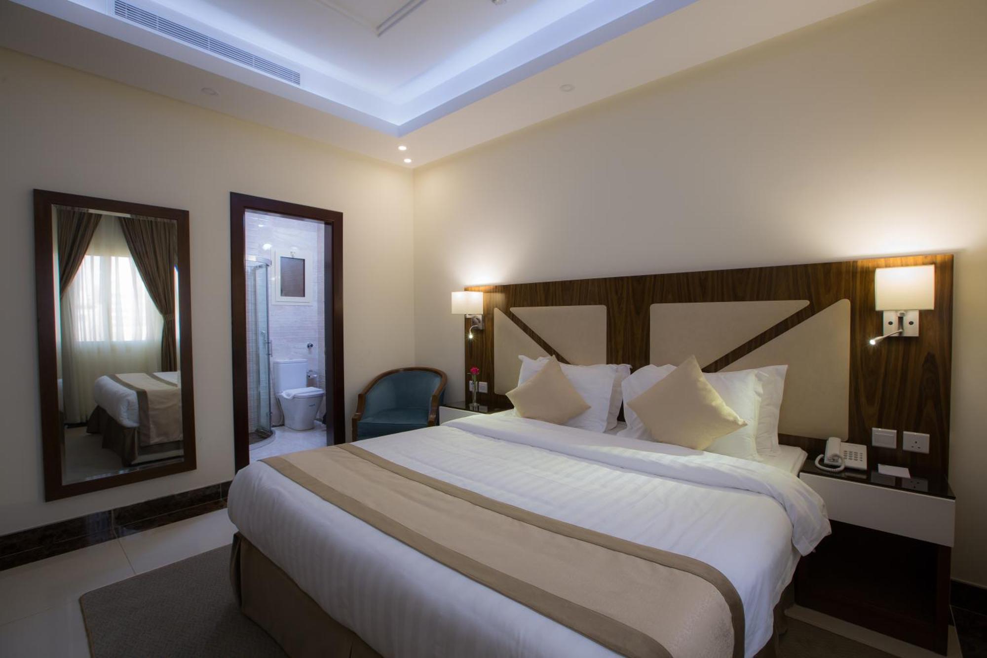 Sun Park Hotel Suites Djedda Buitenkant foto