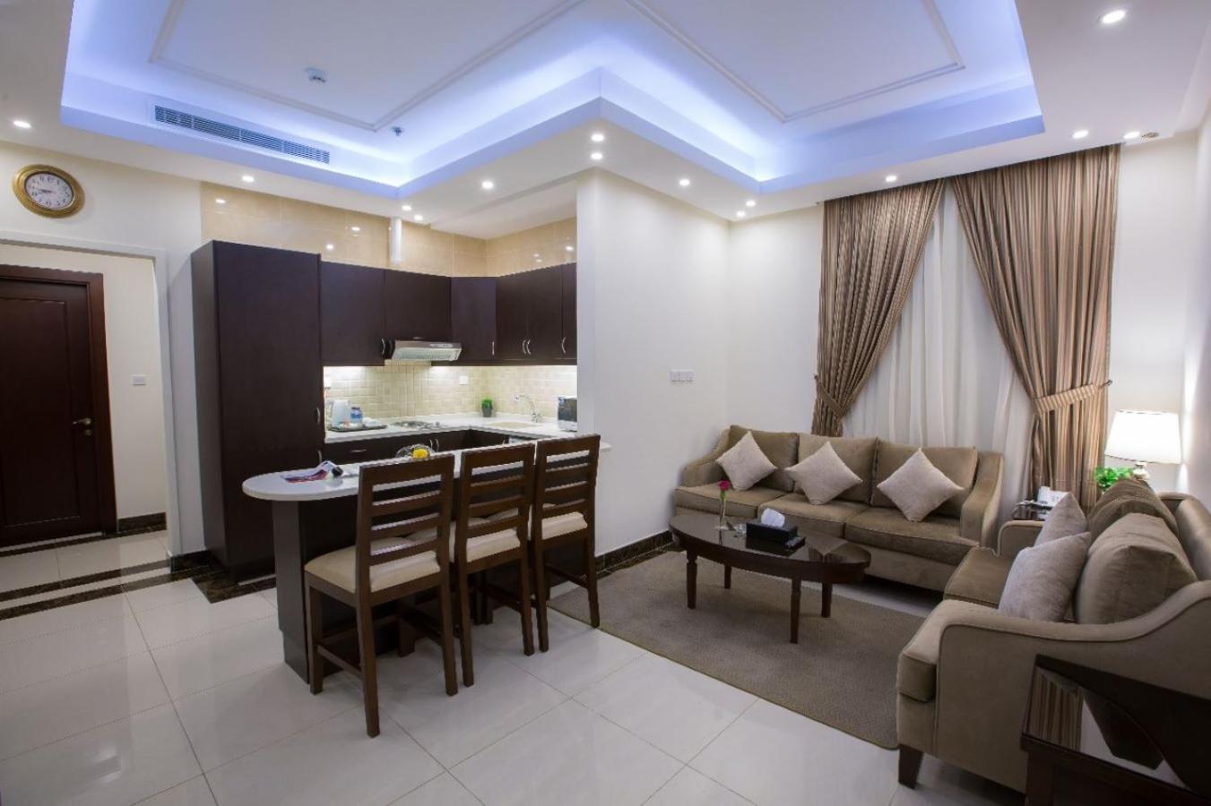 Sun Park Hotel Suites Djedda Buitenkant foto