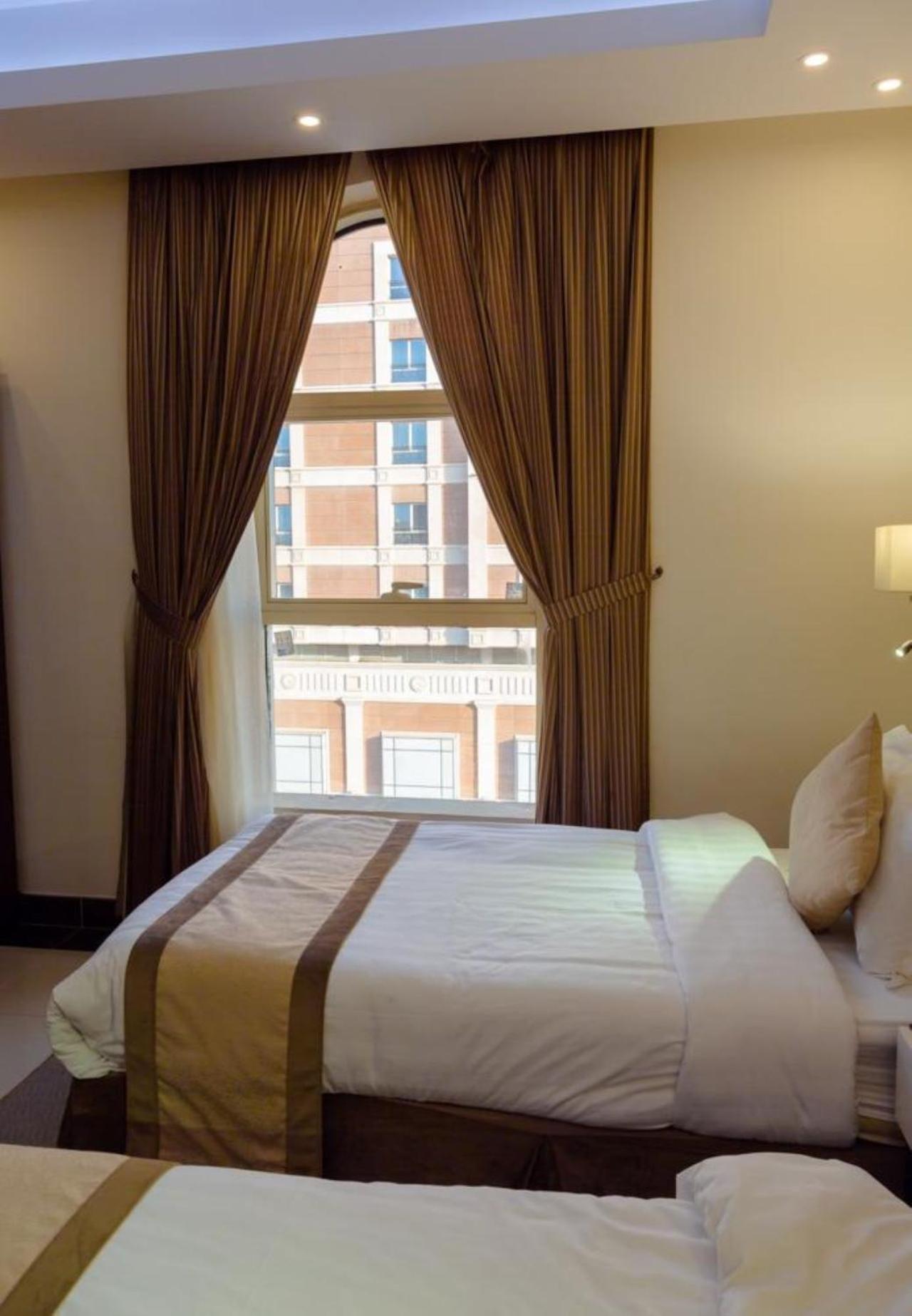 Sun Park Hotel Suites Djedda Buitenkant foto